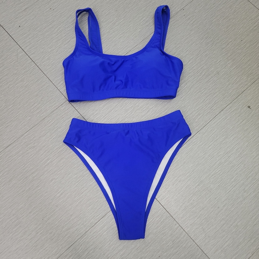 High Waist -High Cut Cheeky 2 Piece Bikini Set Size Small (New Without Tag)